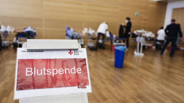 Weltblutspendetag am 14. Juni: Über drei Millionen Spender beim Deutschen Roten Kreuz