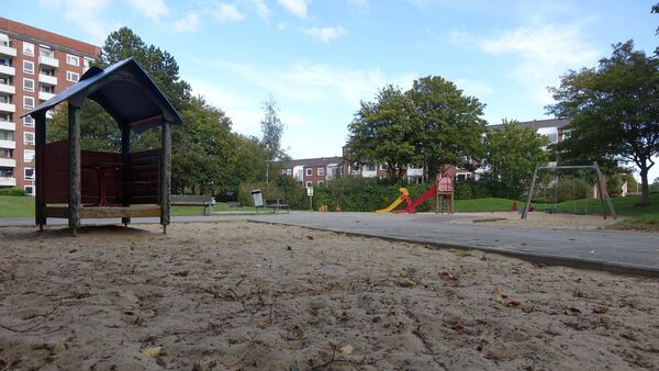 Raub auf Spielplatz in Cuxhaven: Polizei sucht nach sechs Tätern