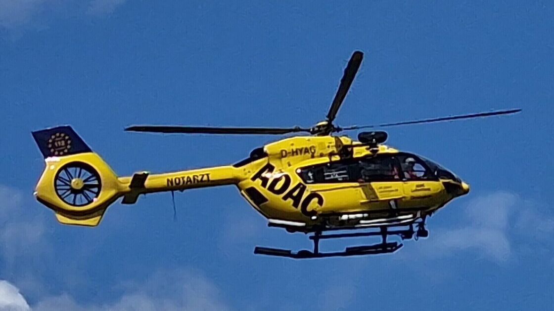 Accident in the Cuxhaven district: Driver and toddler seriously injured