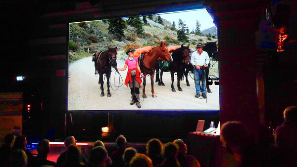 Abenteuerreiter zeigen Film in Lüdingworth: Zuschauer fasziniert von Erlebnissen