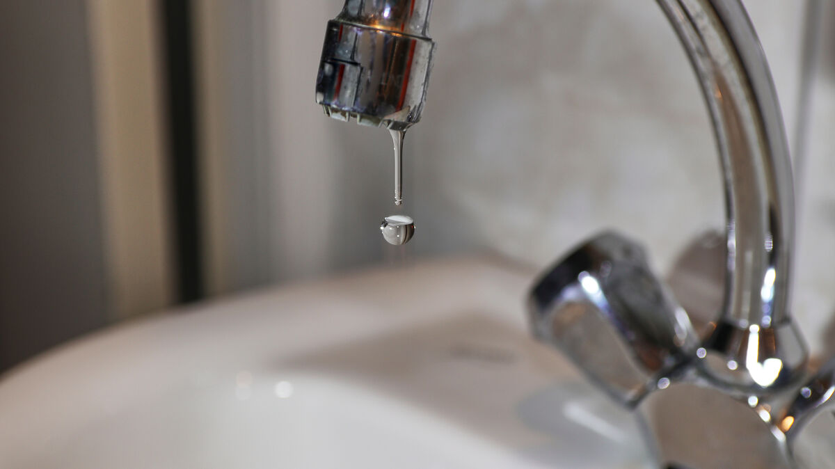 Auch in der Hermann-Allmers-Straße soll die Trinkwasserzufuhr aktuell nicht versiegen. Foto: Koppe