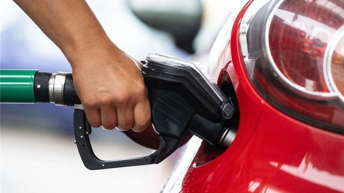 Beim Tanken kann es schnell teuer werden, wenn man den falschen Kraftstoff erwischt. Foto: dpa