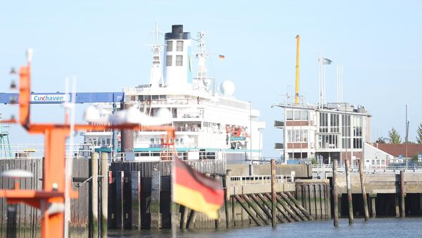 Die "Deutschland" hat die letzte Tour der Abschiedstournee in Cuxhaven begonnen