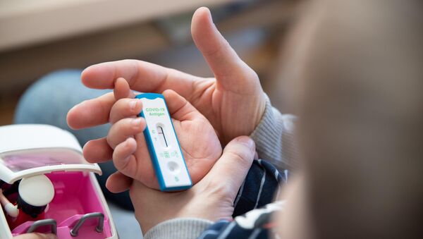 Viele positive Fälle in Cuxhaven: Testpflicht in den Kitas macht sich bemerkbar