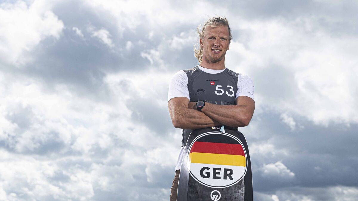 Jannis Maus hat der Europameisterschaft im Kiten den vierten Platz belegt. Sein Traum von den Olympischen Spielen geht weiter. Foto: Lloyd Images