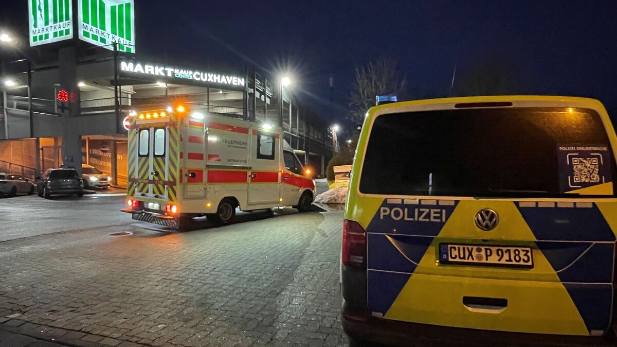 Beim Einkaufszentrum an der Abschnede ist es zu einem Unfall gekommen. Foto: Lütt