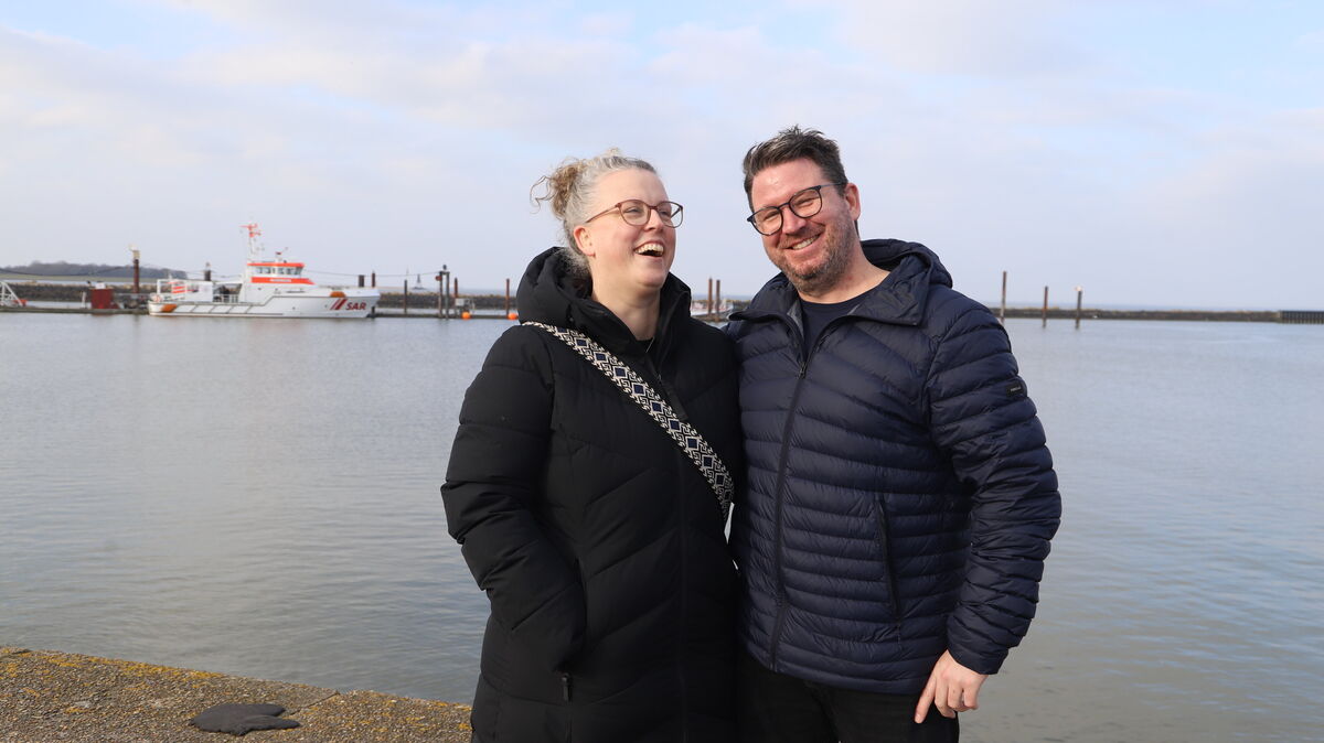 Miriana und Daniel Schnautz lieben und leben den Handballsport. Und setzen sich für ihren TSV Altenwalde ein. Foto: Witthohn