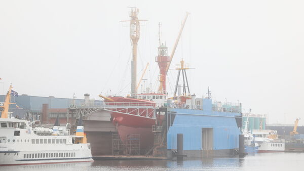 Feuerschiff "Elbe 1" im Dock: Dringende Arbeiten zum Erhalt der Fahrtüchtigkeit nötig