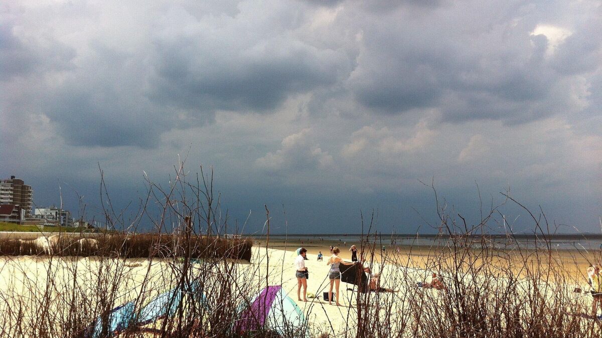 Ungemütliche Aussichten für Cuxhaven: Schauer und einzelne Gewitter bestimmen am Freitag den weiteren Tagesverlauf. Foto: Reese-Winne