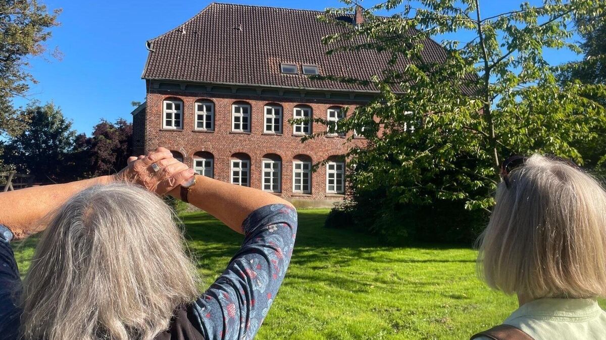 Blick vom Garten auf das historische Landratsamt. Foto: Kramp