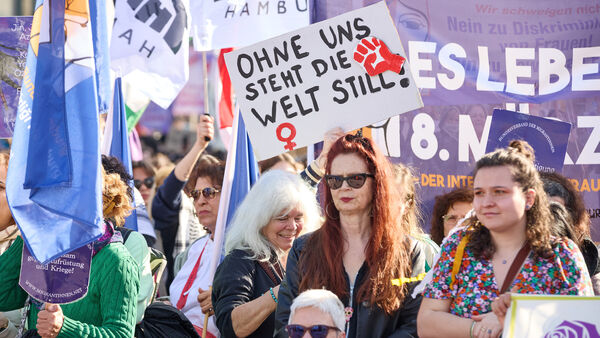 Frauentag nach isländischem Vorbild: Cuxhavener Gruppe plant "einen Tag ohne Frauen"