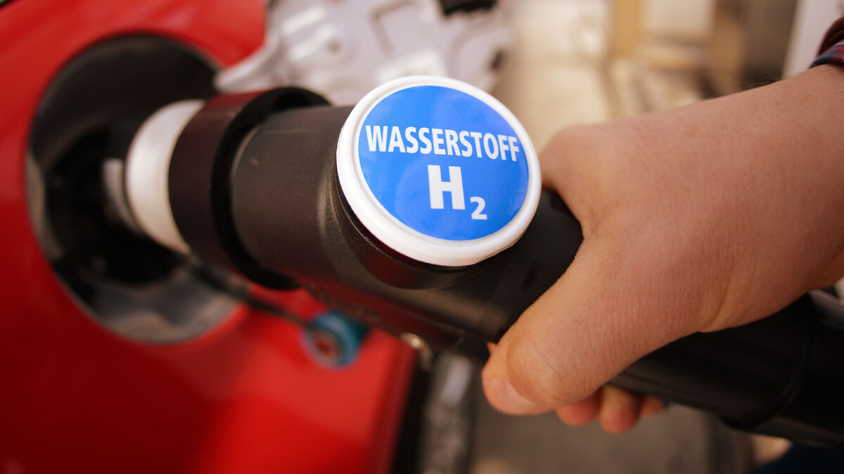 Wasserstoff gilt als der Treibstoff der Zukunft. Der Unternehmer Heinz Reuter will auf einem Areal an der Wesermünder Straße einen Ladepark für Wasserstoff- und E-Mobilität errichten. Foto: dpa/Hanschke