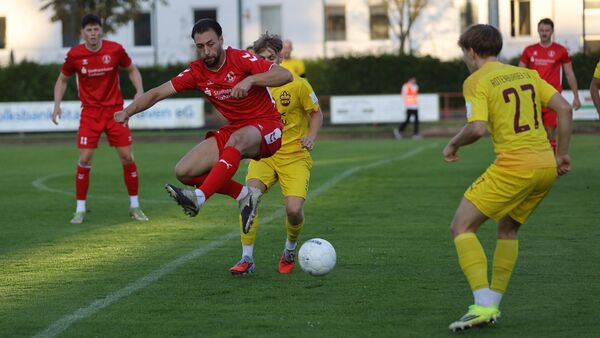 Pokalaus für Rot-Weiss Cuxhaven: Warum Trainer Lars Uder dennoch "sehr zufrieden" ist