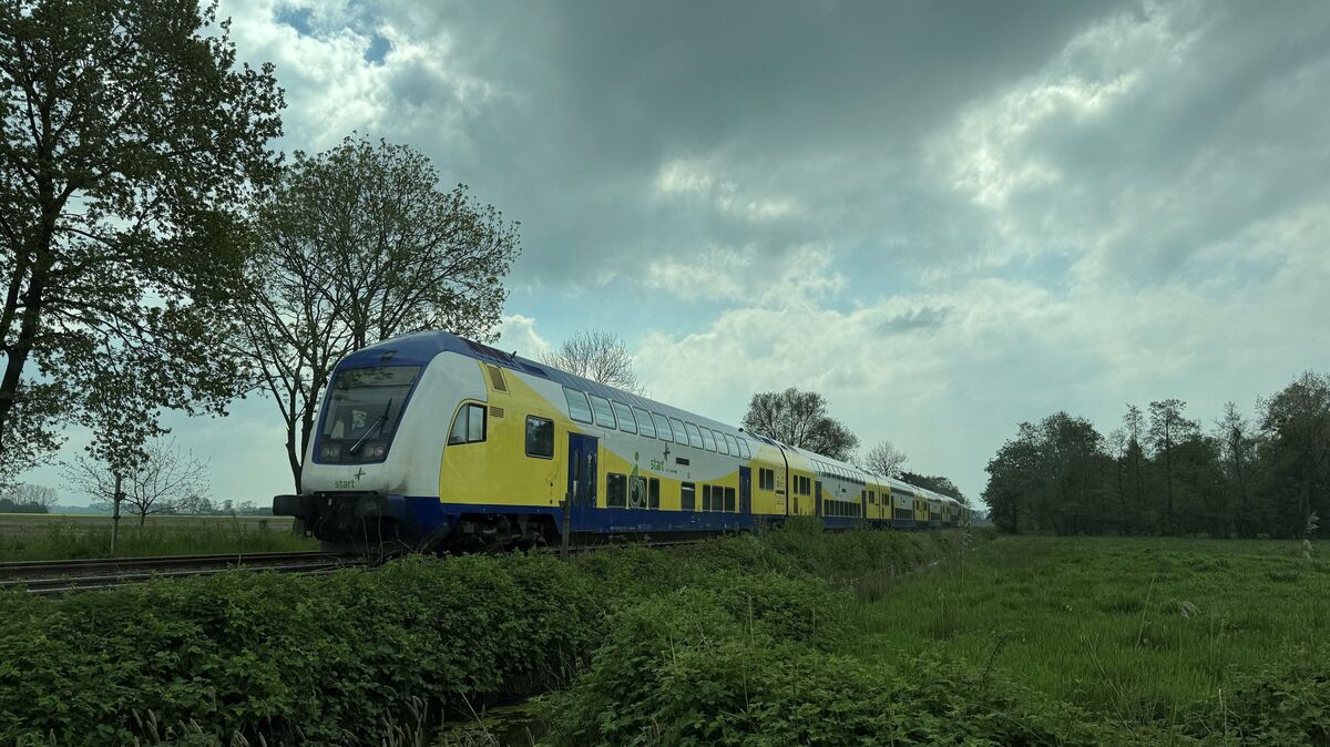 Verzögerungen im Regionalverkehr: Der Zugverkehr zwischen Hamburg und Cuxhaven war zeitweise komplett unterbrochen. Foto: Lennart Keck