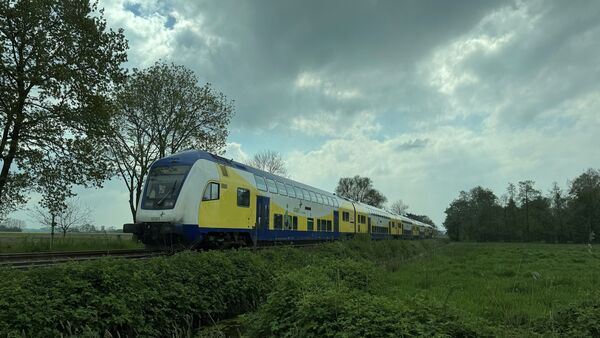 Lange Verzögerungen am Bahnsteig in Cadenberge - Start Unterelbe erklärt Zug-Ausfall