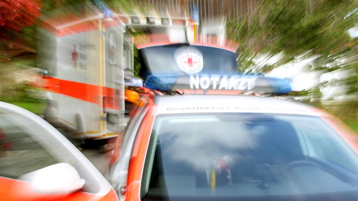 Die Rettungskräfte konnten nichts mehr für den Mann tun: Für ihn kam jede Hilfe zu spät. Symbolfoto: Stephan Jansen/dpa