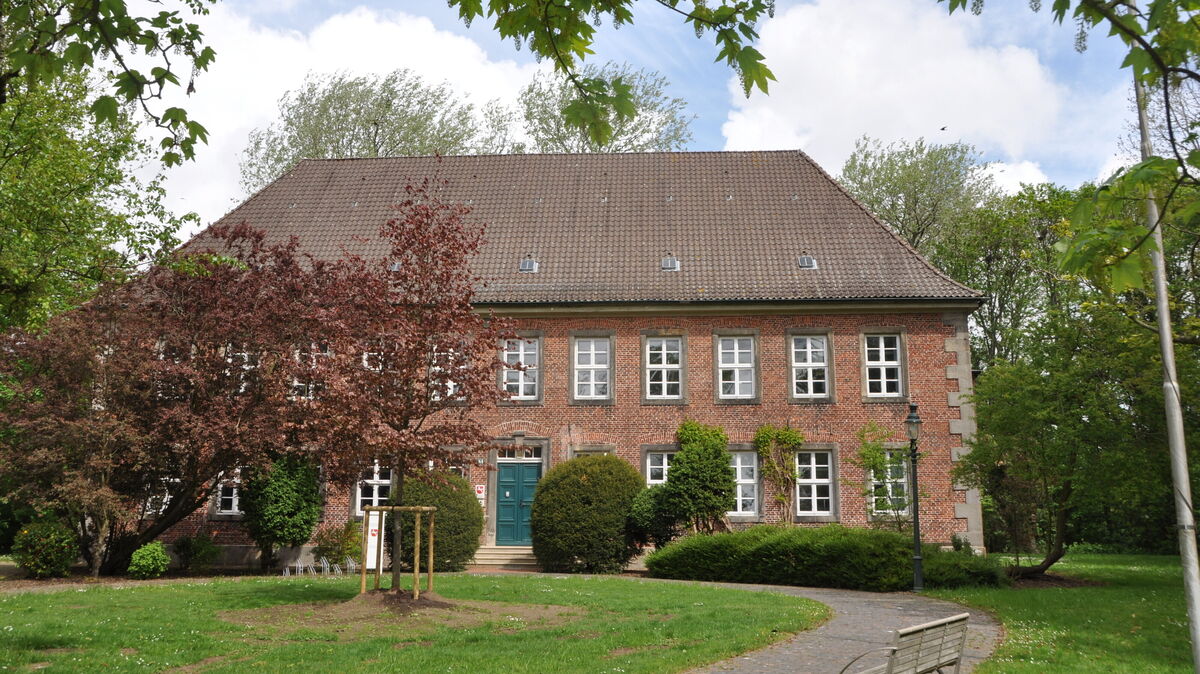 Wegen des Besitzes von kinder- und jugendpornografischen Materials musste sich am Donnerstag ein 81-jähriger Mann vor dem Otterndorfer Amtsgericht verantworten. Foto: Kramp
