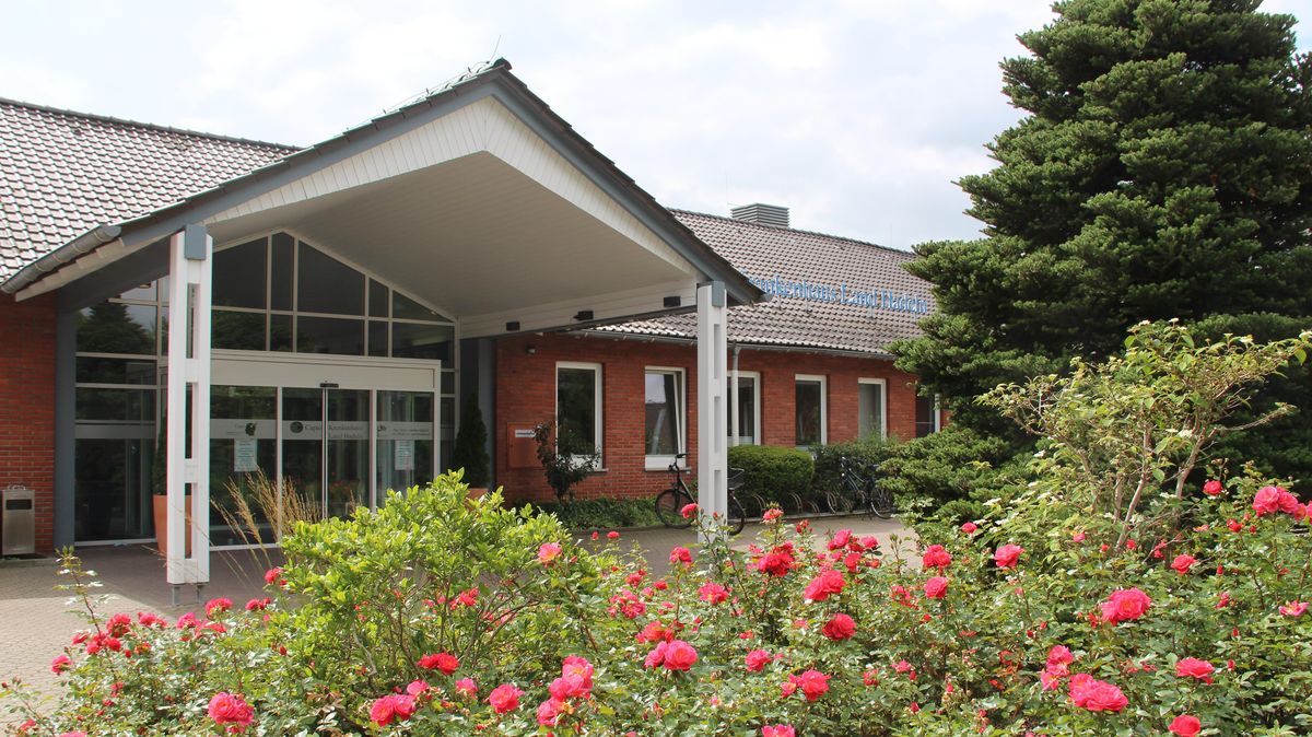 Die Gesellschaft des Krankenhauses Land Hadeln wird vom Landkreis Cuxhaven und der Samtgemeinde Land Hadeln übernommen. Archivfoto: Kramp