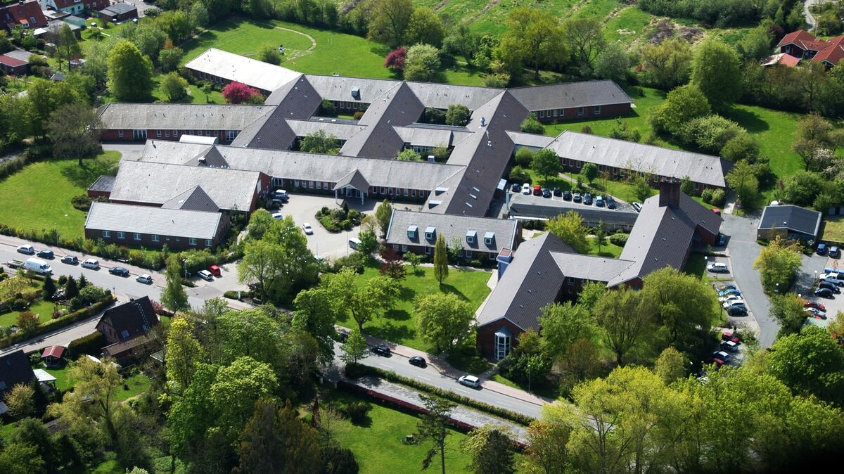 Das Krankenhaus Otterndorf aus der Vogelperspektive. Archivfoto: CNV