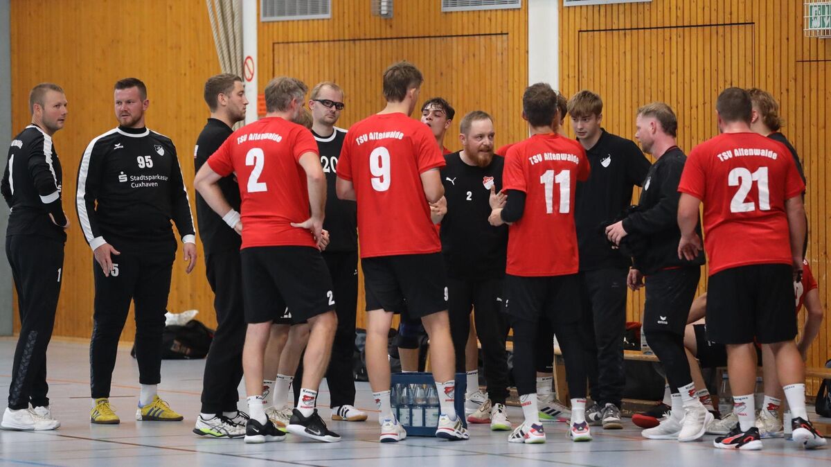 Altenwaldes Trainer Claas Herzberg möchte mit seiner Mannschaft die Heimserie im Topspiel am Sonnabend gegen den Tabellenführer aus Achim/Baden fortsetzen. Foto: Unruh