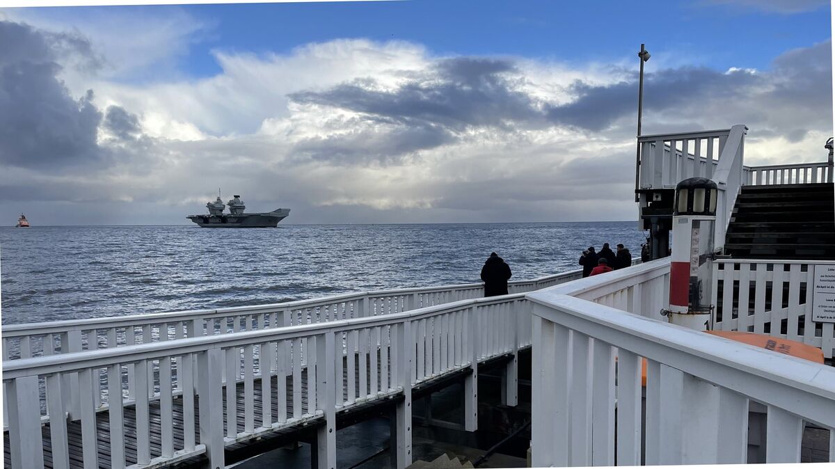 Von der Alten Liebe in Cuxhaven lassen sich besondere Schiffe beobachten. Jetzt soll die Aussichtsplattform umgebaut werden. Foto: Reese-Winne