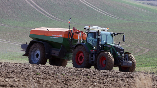 Traktor-Unfall in Schiffdorf: 5-jähriger Junge schwer verletzt