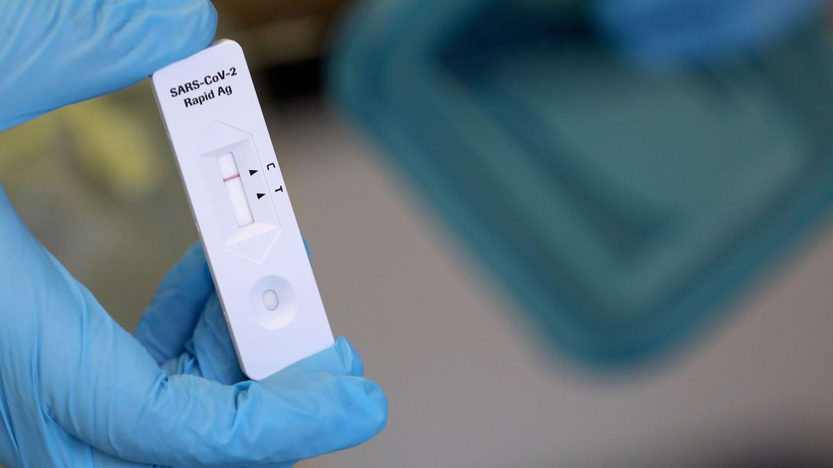 Die Zahl der Corona-Mutationen im Kreis Cuxhaven ist weiter gestiegen - ebenso wie die Zahl der Todesfälle. Symbolfoto: Oliver Berg/dpa