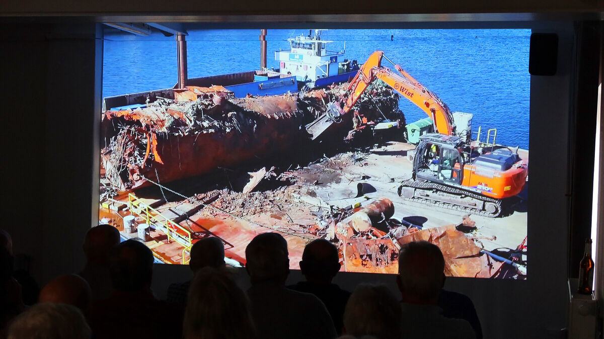 Als der Stahl wieder ans Licht kam: Das U-Boot-Wrack erzählt Geschichte. U16 wurde im Jahr 2025 geborgen. Foto: Tonn