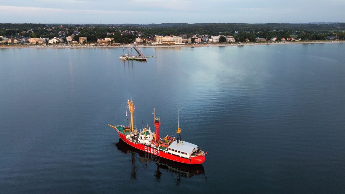 15 Tage Ostseereise mit dem Feuerschiff „Elbe 1“: Vor Scharbeutz wurde der Anker geworfen. Foto: Nils Karsten