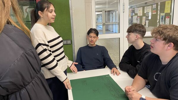 Zehntklässer im Sozialpraktikum: Cuxhavener Gymnasium LiG will nicht mehr verzichten