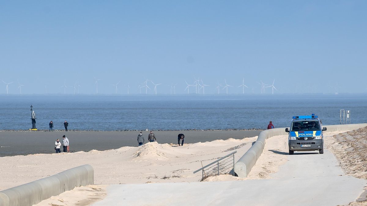 Bis neue Corona-Regeln im Kreis Cuxhaven in Kraft treten, wird es wohl noch etwas dauern. Symbolfoto: Sina Schuldt/dpa
