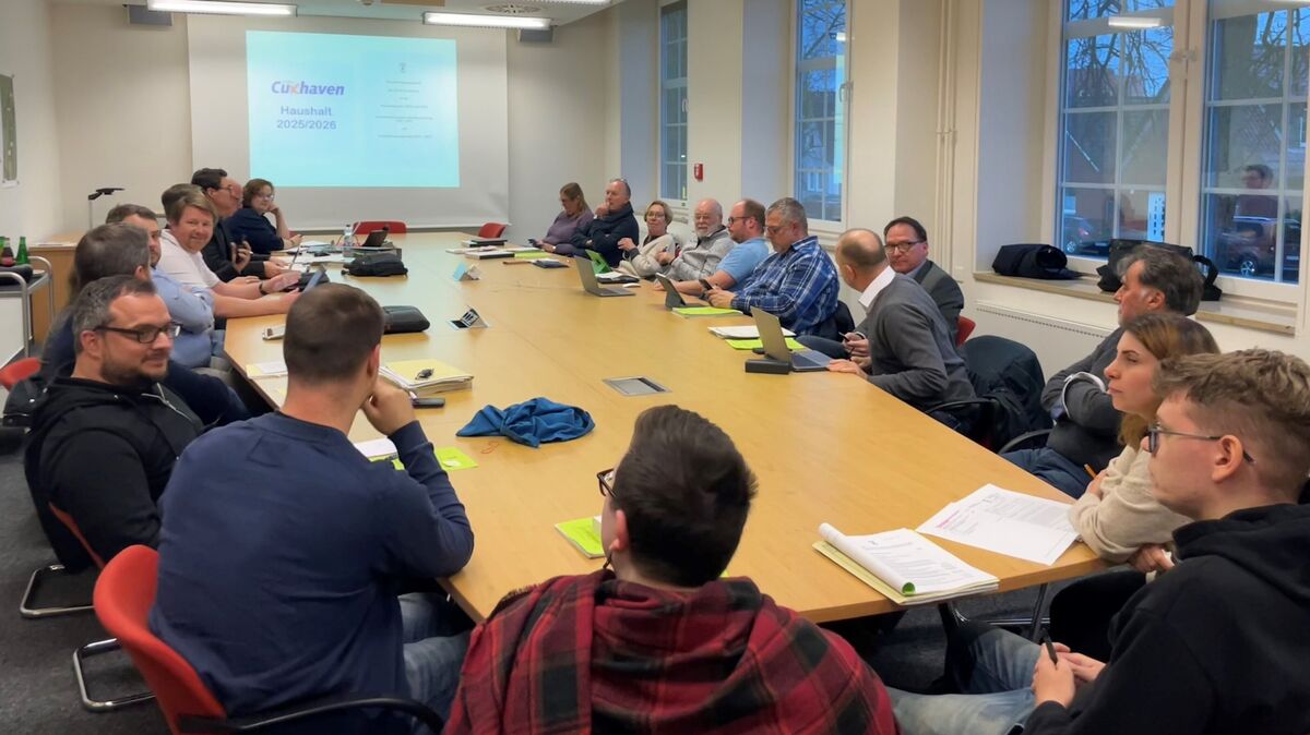 Nicht nur im Finanzausschuss, auch in der Sitzung des Ausschusses für Stadtentwicklung, Mobilität, Bau und Demografie (Bild) zählte der Haushalt 2025/26 zu Wochenbeginn zu den Topthemen.
