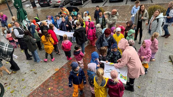 Küstenmarathon-Countdown in Otterndorf gestartet: Worauf die bunten Flaggen hinweisen