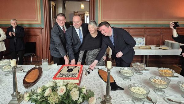 Die Stadt Cuxhaven feiert 119. Geburtstag: zwei verdiente Cuxhavener wurden geehrt
