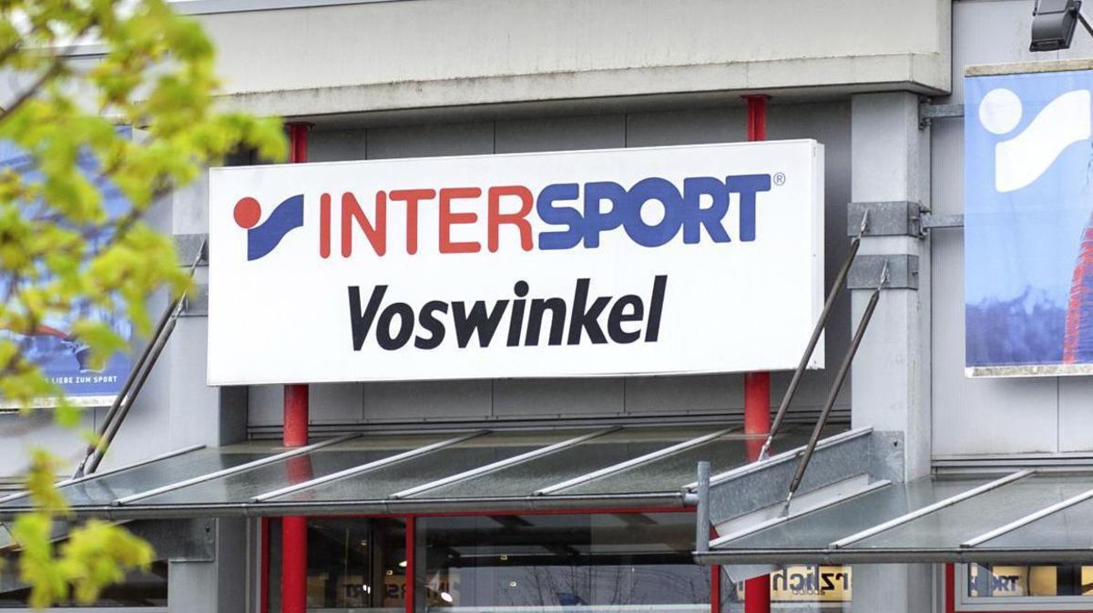 Die Filiale von Intersport Voswinkel in Cuxhaven bleibt bestehen. Symbolfoto: Masorat