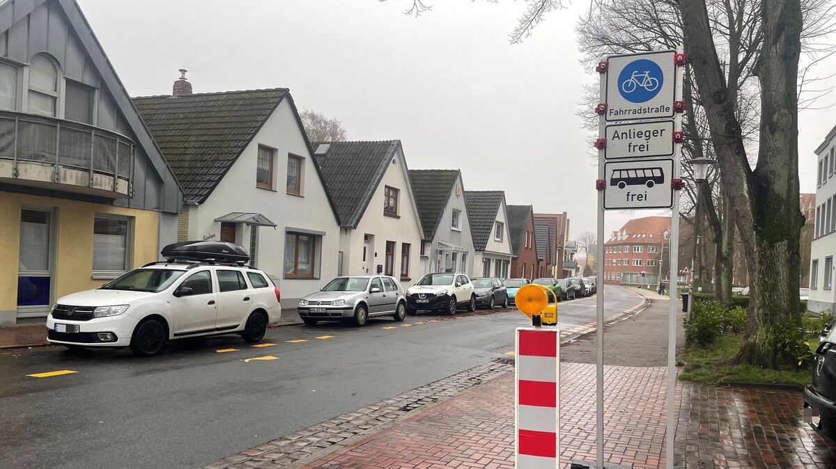 Mitte Juli hatte die Stadt den Grünen Weg (Bild) und die sich daran anschließende Friedrich-Carl-Straße als Fahrradstraße ausgewiesen. Was als Experiment begann, soll aufgrund positiver Effekte so bleiben.