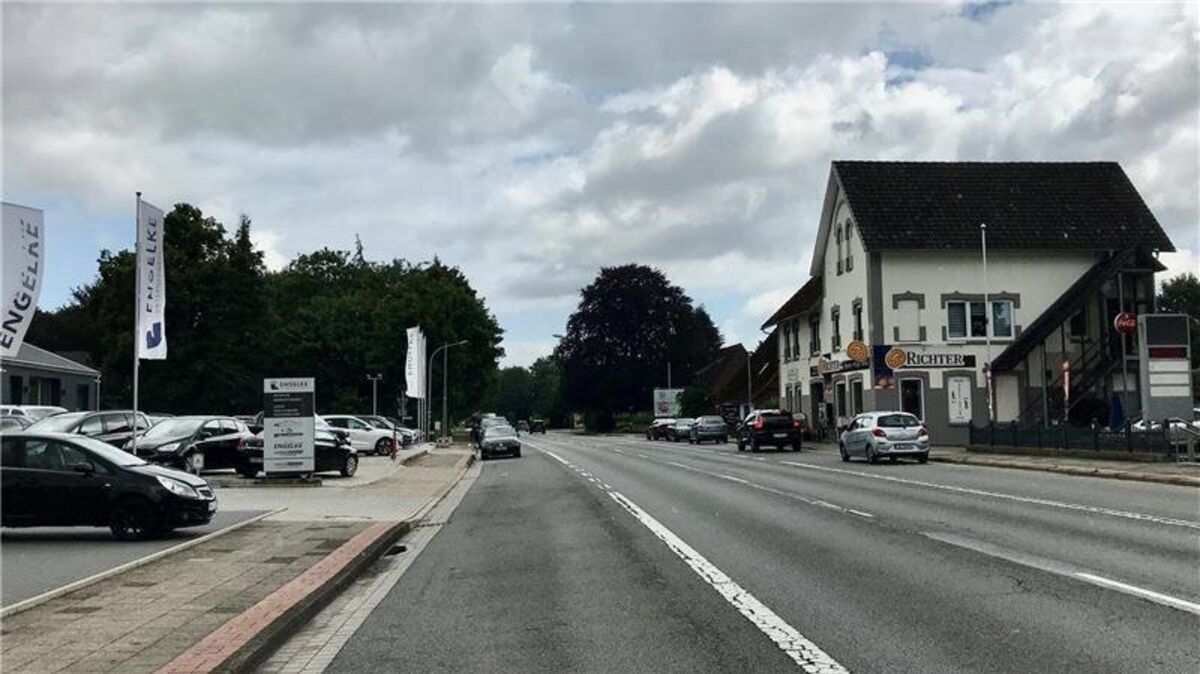 Die Betriebe in der Ortsmitte Düdenbüttels fürchten Verluste. Foto: Helfferich