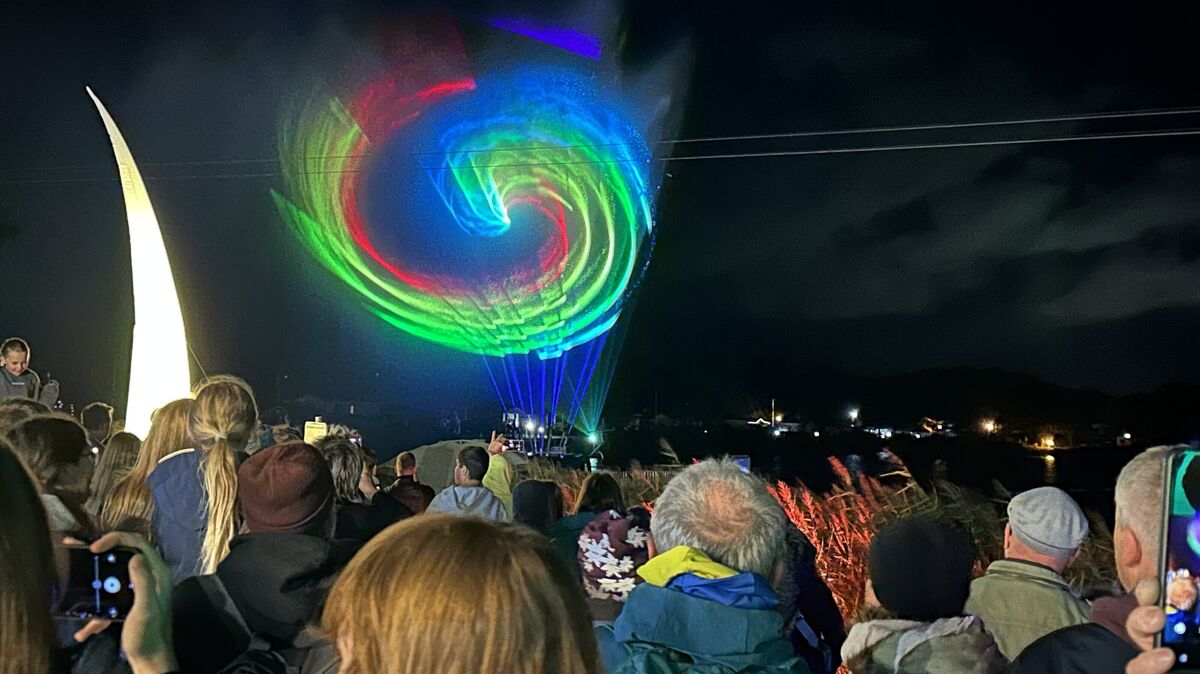 In der Lasershow werden die verschiedensten Figuren in den Himmel gezeichnet. Foto: Reese-Winne