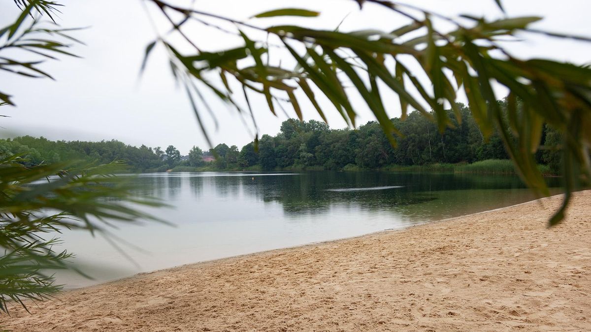 Dieser Strand liegt im westlichen Teil des Areals. Nutzen dürfen ihn nur diejenigen, die eine entsprechende - entgeltliche - Vereinbarung mit dem Eigentümer abgeschlossen haben. Foto: Leuschner