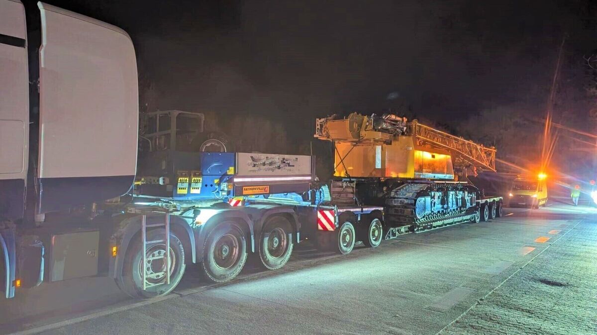 Die Polizei nimmt in der Nacht zu Freitag gleich mehrere Großraum- und Schwertransporte auf der A27 unter die Lupe. Foto: Polizei