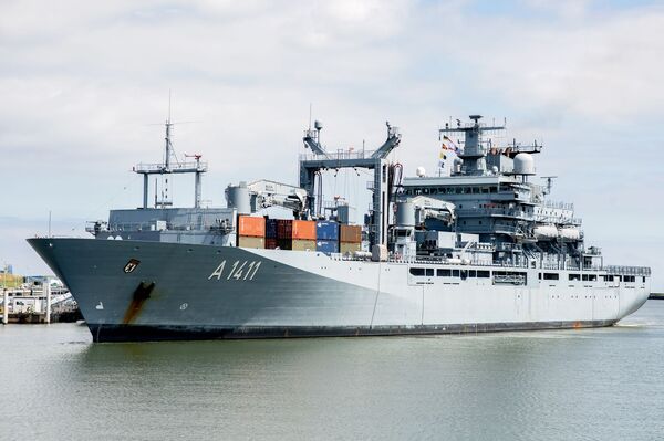 Krankheitsfälle an Bord bremsen deutsches Marineschiff aus