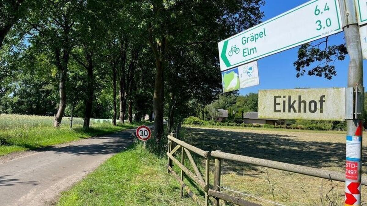In der Nähe von Behrste, an der Gemeindeverbindungsstraße Eikhof, wurde außerhalb des Dorfes der Leichnam entdeckt. Foto: Klempow