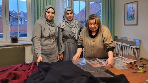 Aktion für Flüchtlingsinitiativen: "Bei fünf Kindern gibt es immer etwas zu nähen"