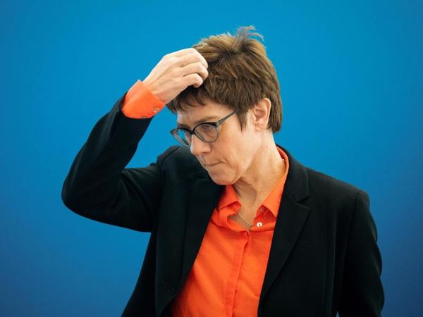 Weil zu Kramp-Karrenbauer: Meinungsfreiheit auch im Netz