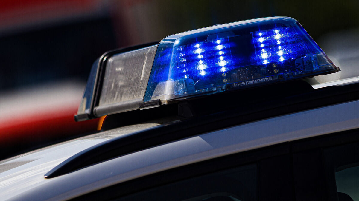 Dieses Nickerchen endete mit einem Polizeieinsatz: Ein 19-Jähriger hatte sich in Zeven offenbar in der Adresse geirrt. Foto: Moritz Frankenberg/dpa