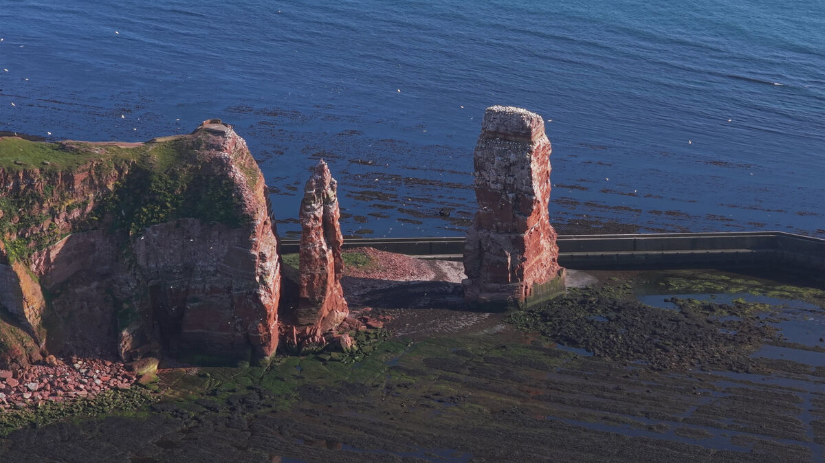 Die Kleine Anna ist exakt 39 Meter hoch (von Fuß bis Spitze) und insgesamt liegt die Spitze 41 Meter über dem Meeresspiegel. Foto: falmstudios/Jakob Martens