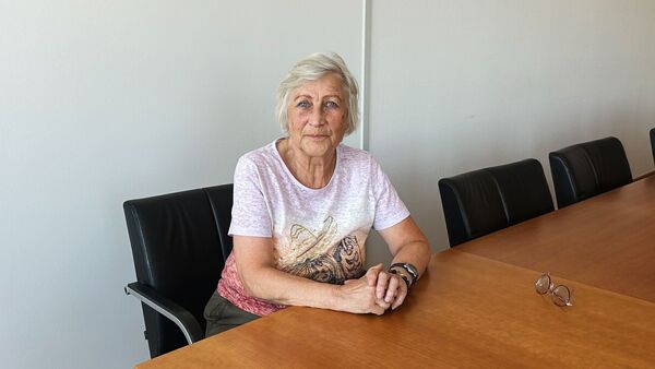 Mit 73 noch vor der Klasse: Lehrerin aus dem Kreis Cuxhaven denkt nicht an Ruhestand