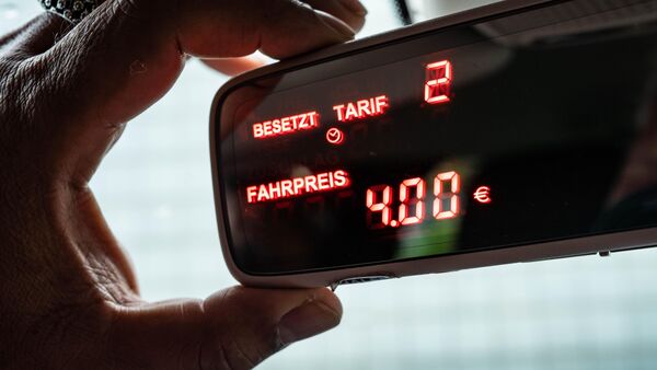 Taxi-Fahrten werden deutlich teurer im Kreis Cuxhaven - nur nicht in der Kreisstadt