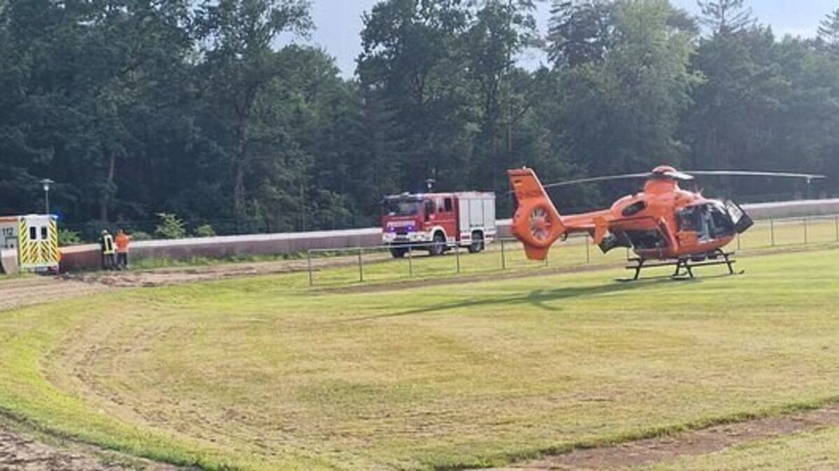 Mit einem Rettungshubschrauber musste die Frau im Juni abtransportiert werden. Foto: Lange