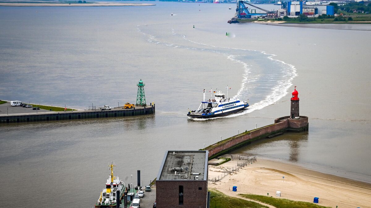 Durch Corona sind die Fahrgastzahlen der Weserfähre deutlich zurückgegangen. Foto: Scheschonka